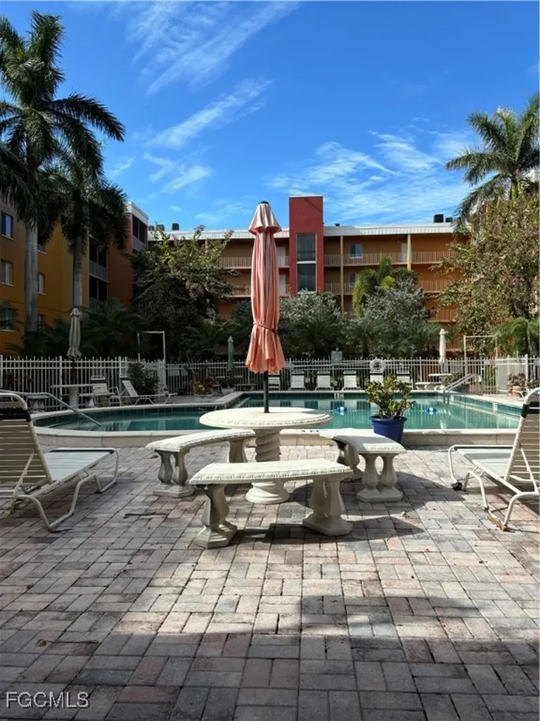 2366 E Mall Drive Fort Myers FL 33901