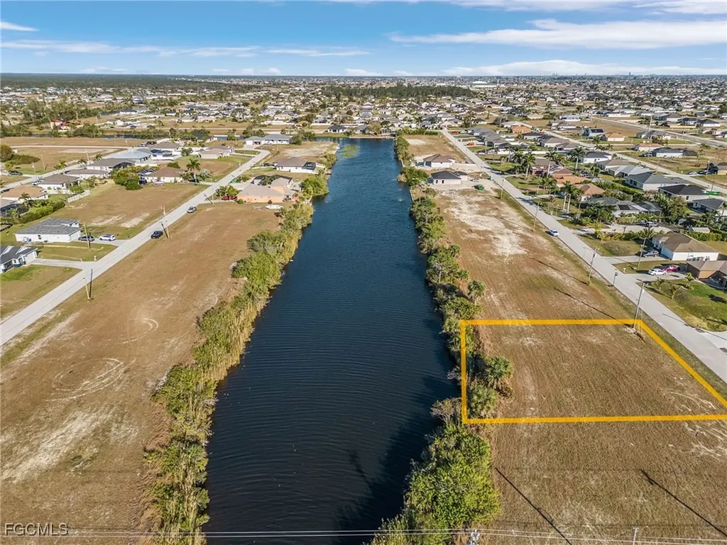 2321 NW 25th Street Cape Coral FL 33993