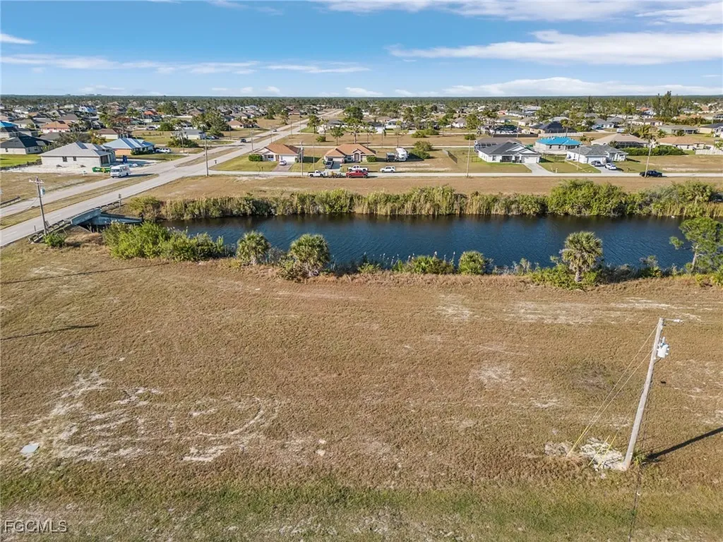 2321 NW 25th Street Cape Coral FL 33993