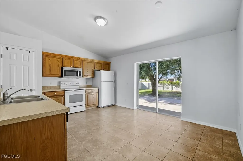 3800 5th Street SW Lehigh Acres FL 33976