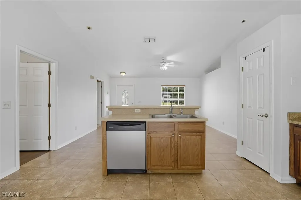 3800 5th Street SW Lehigh Acres FL 33976