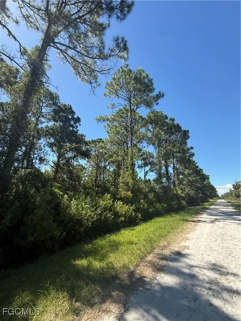 450 S Romero Street Clewiston FL 33440