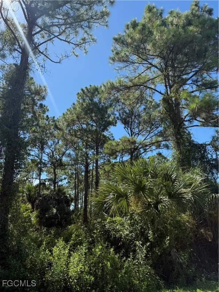 450 S Romero Street Clewiston FL 33440