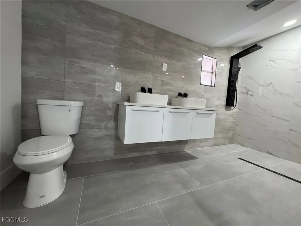 20295 Lorenzo Avenue Port Charlotte FL 33952