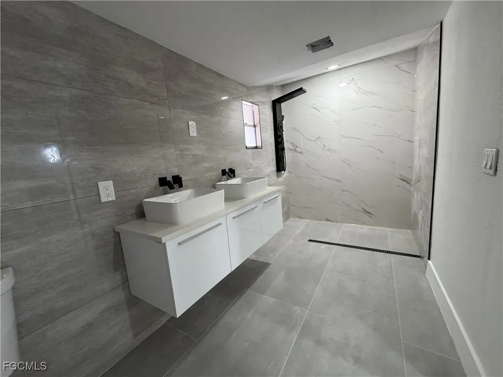 20295 Lorenzo Avenue Port Charlotte FL 33952