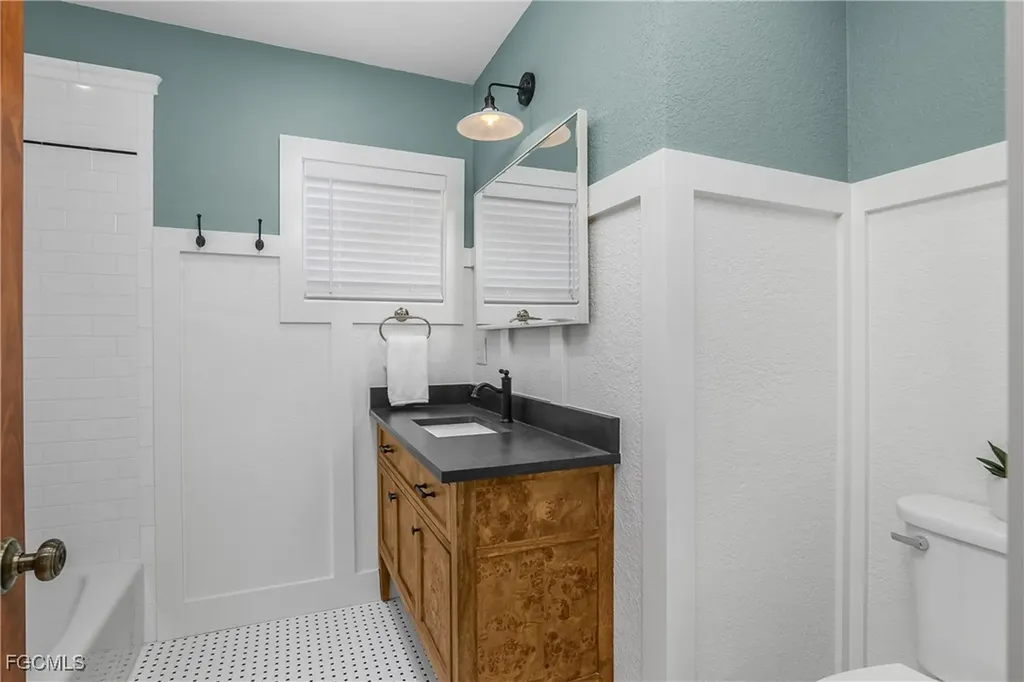 27748 Pullen Avenue Bonita Springs FL 34135