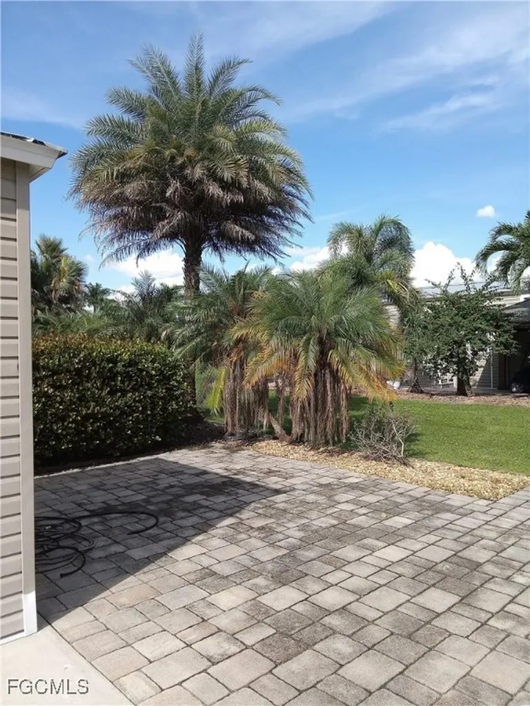 5129 Cypress Trail Resort Circle Fort Myers FL 33905