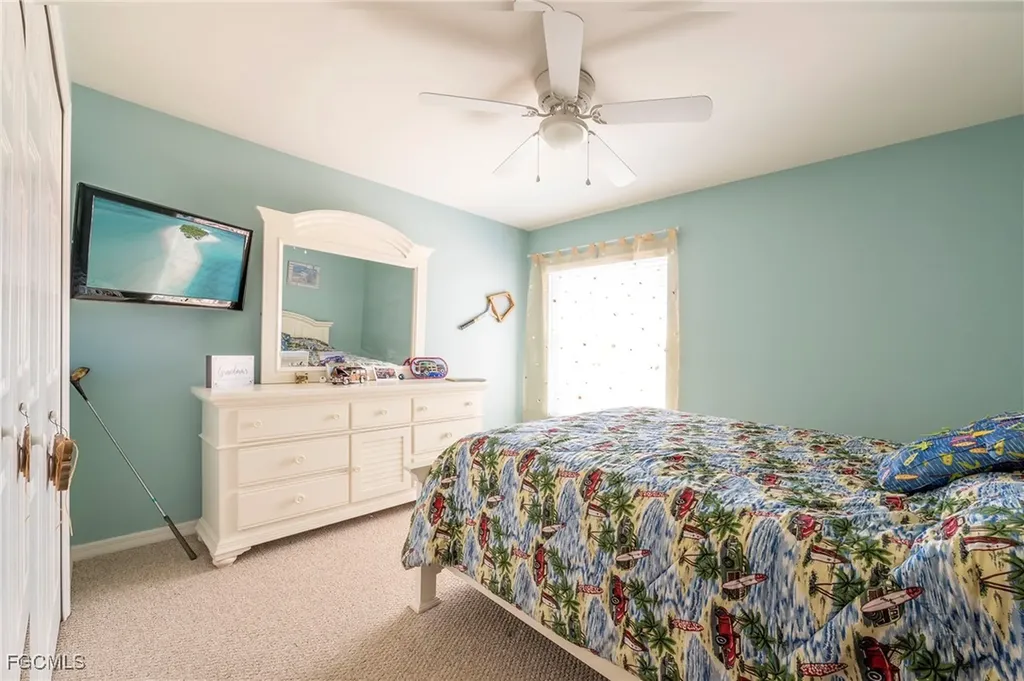 9125 Shadow Glen Way Fort Myers FL 33913