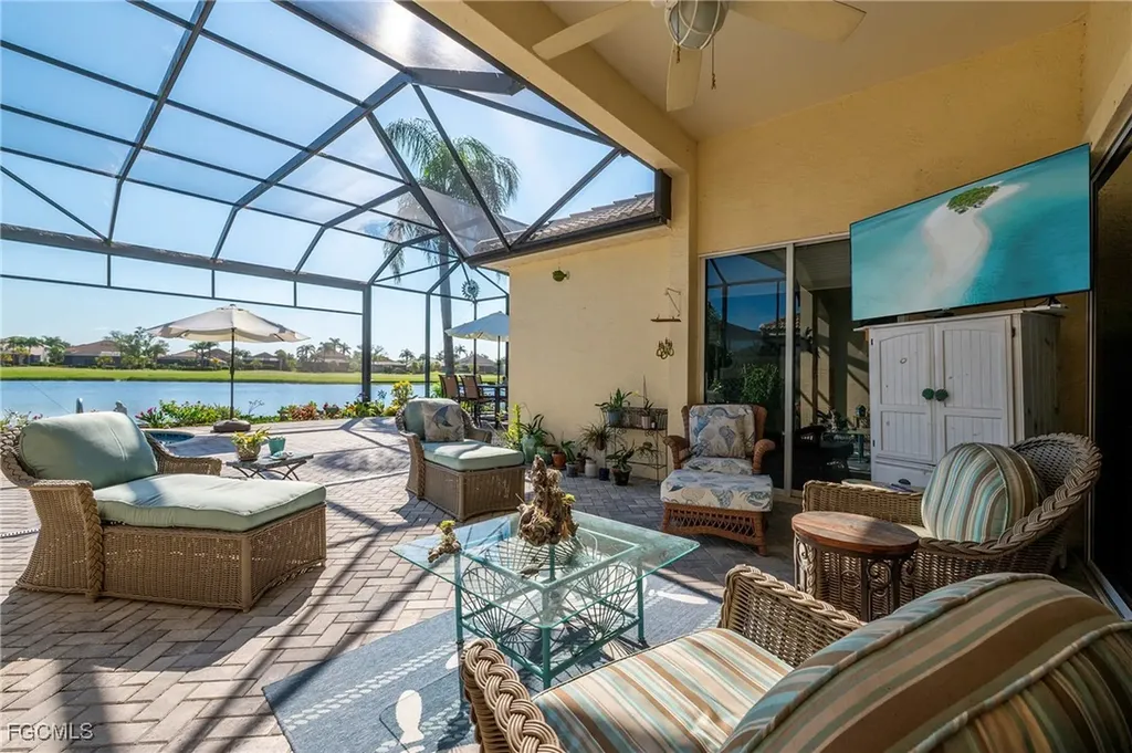 9125 Shadow Glen Way Fort Myers FL 33913