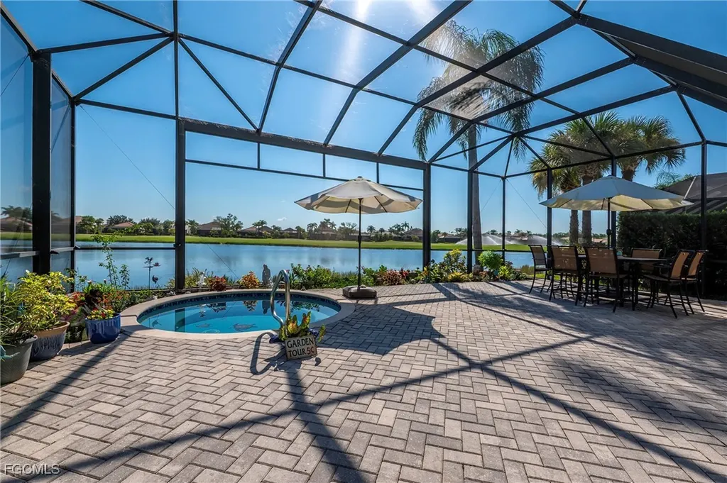 9125 Shadow Glen Way Fort Myers FL 33913