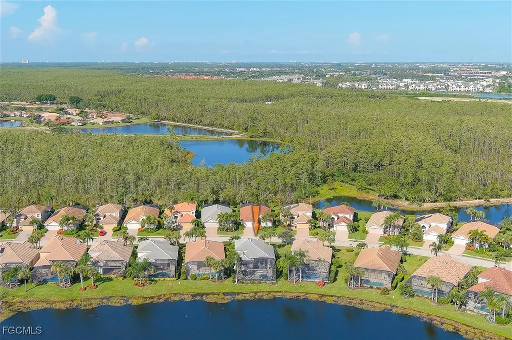 9125 Shadow Glen Way Fort Myers FL 33913