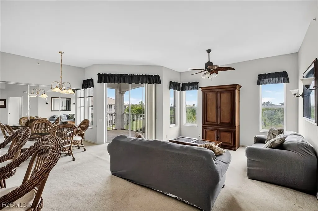 9180 Southmont Cove Fort Myers FL 33908