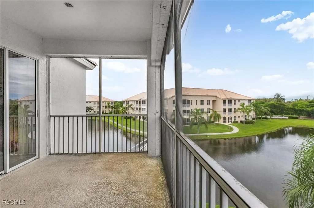 9180 Southmont Cove Fort Myers FL 33908
