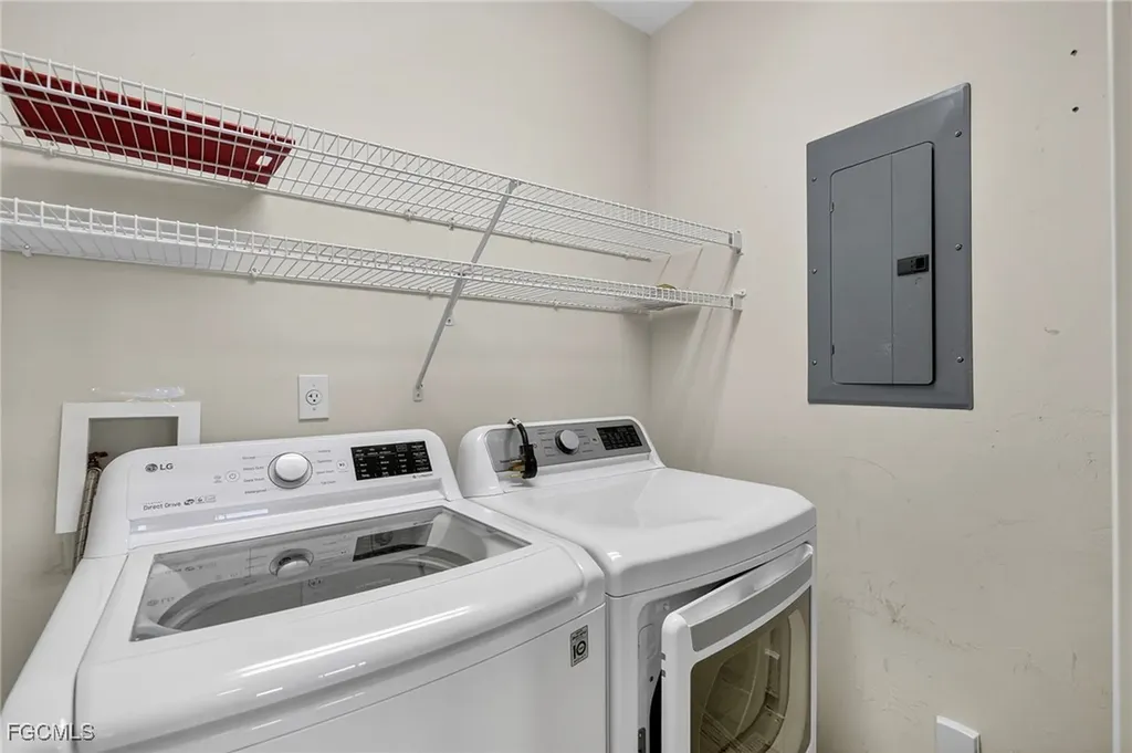 9180 Southmont Cove Fort Myers FL 33908