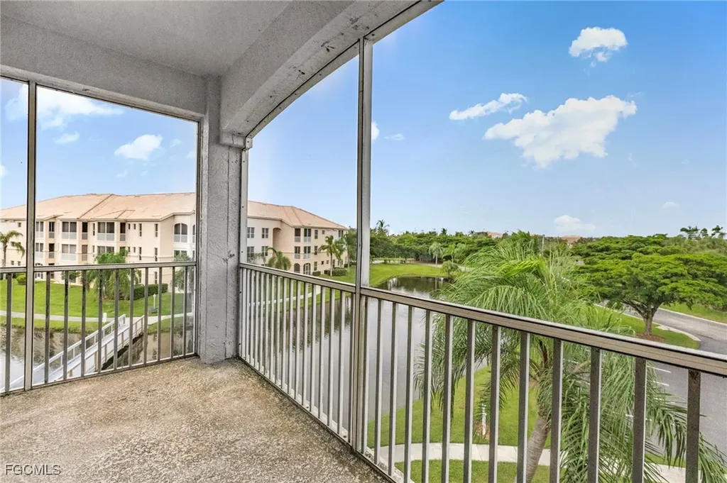 9180 Southmont Cove Fort Myers FL 33908