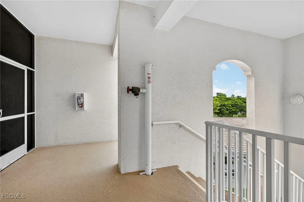 9180 Southmont Cove Fort Myers FL 33908