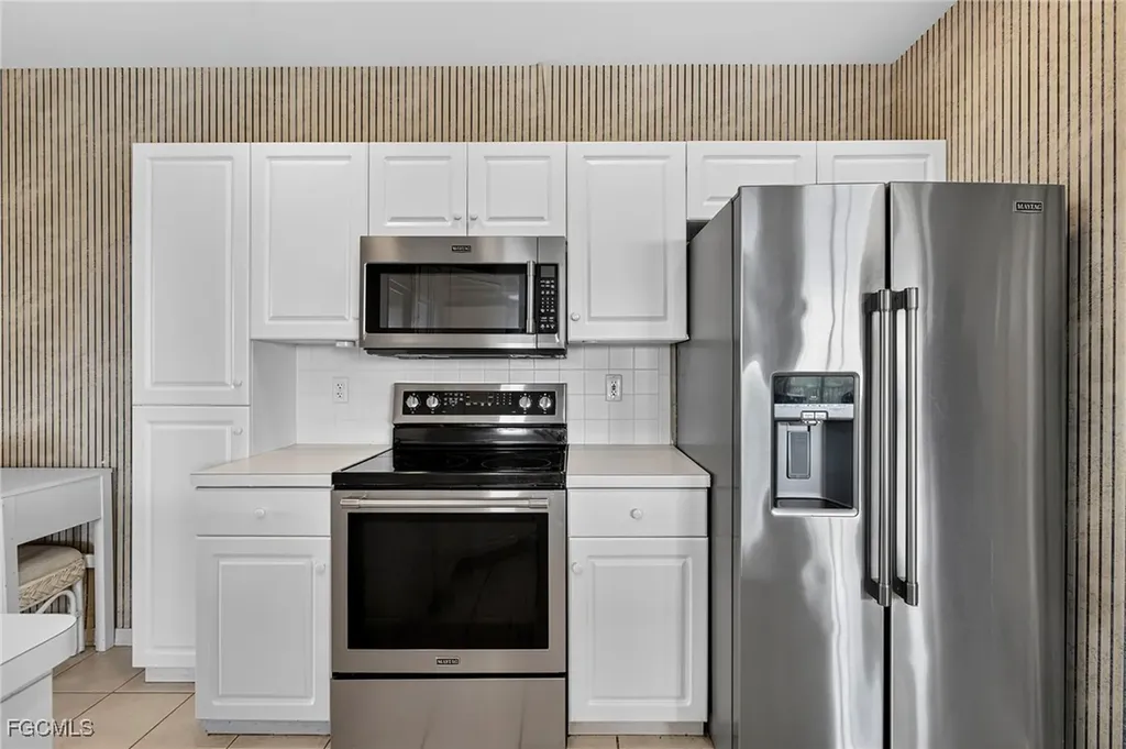 9180 Southmont Cove Fort Myers FL 33908