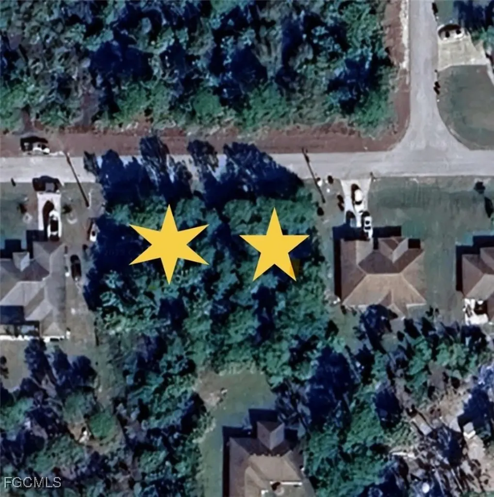 1240 Chrisholm Street Lehigh Acres FL 33974