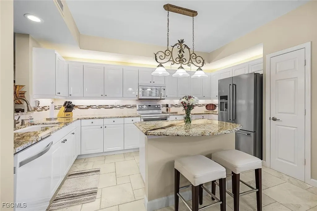 14250 Royal Harbour Court Fort Myers FL 33908