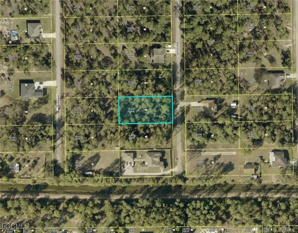 7 Leroy Avenue Lehigh Acres FL 33936