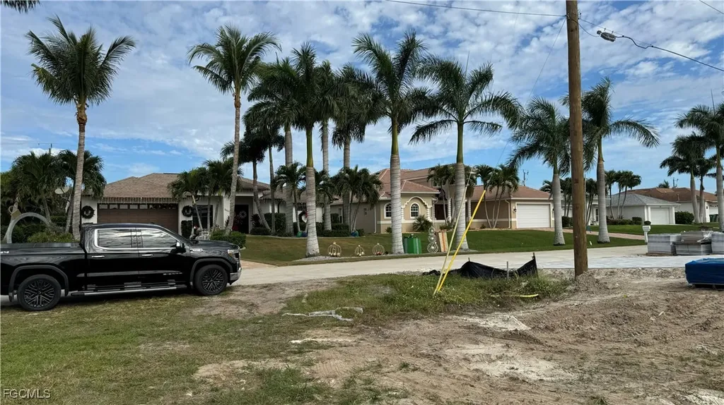 2824 SW 42nd Lane Cape Coral FL 33914