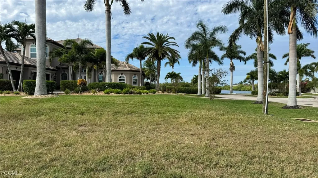 2824 SW 42nd Lane Cape Coral FL 33914