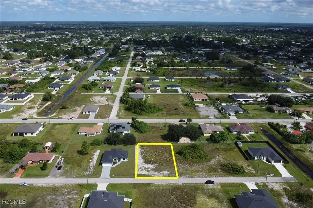 2806 24th Street SW Lehigh Acres FL 33976