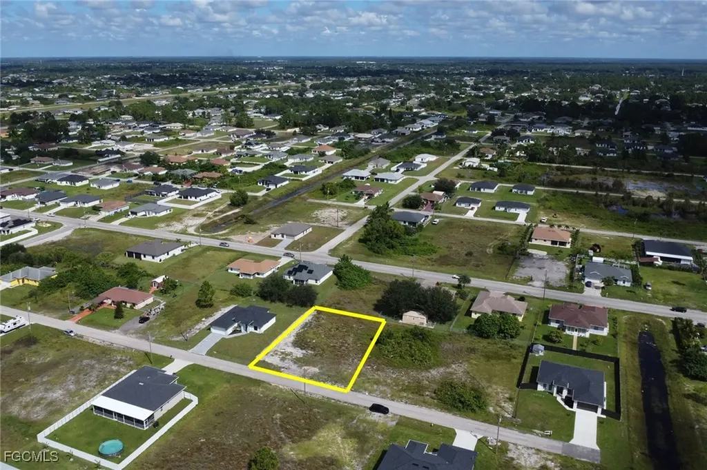 2806 24th Street SW Lehigh Acres FL 33976