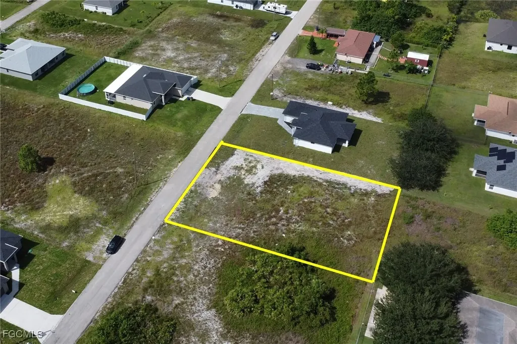 2806 24th Street SW Lehigh Acres FL 33976