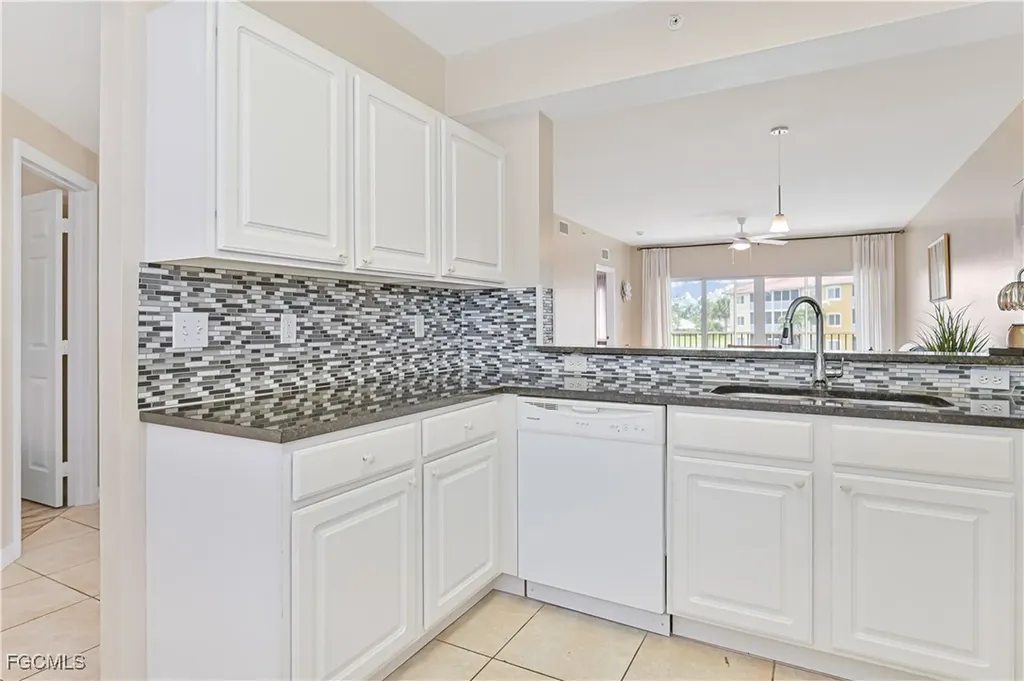 10010 Maddox Lane Bonita Springs FL 34135