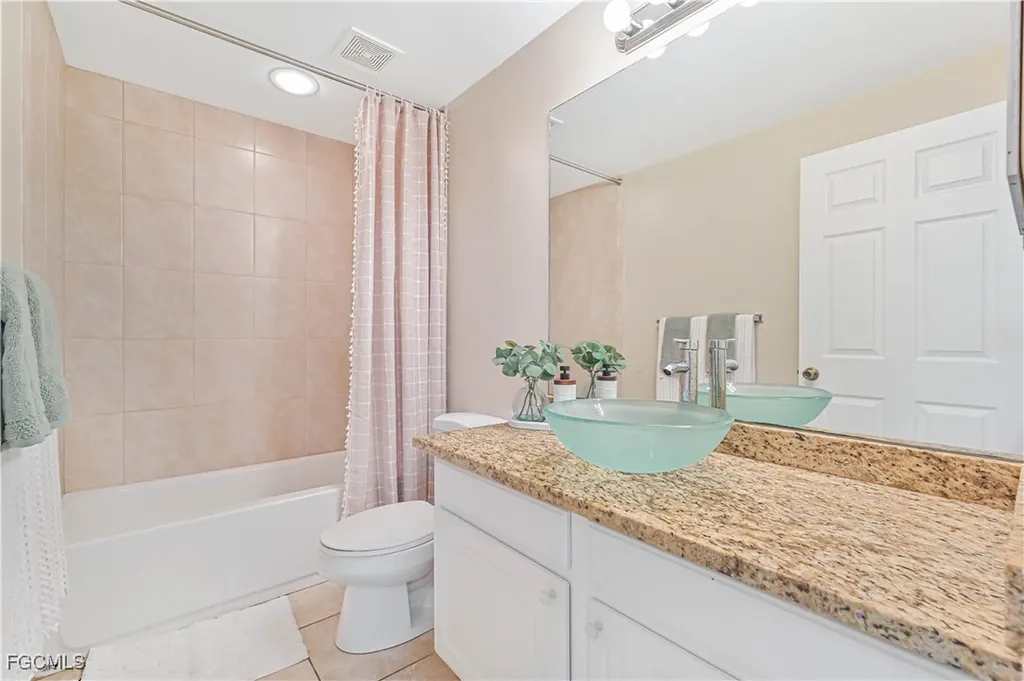 10010 Maddox Lane Bonita Springs FL 34135