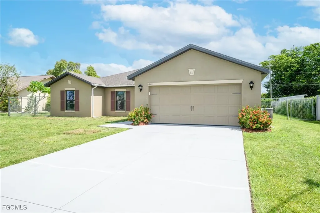 1005 SW 6th Place Cape Coral FL 33991
