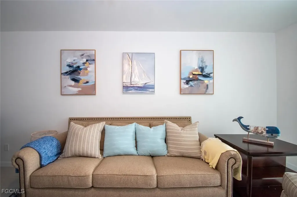 16007 Davis Road Fort Myers FL 33908