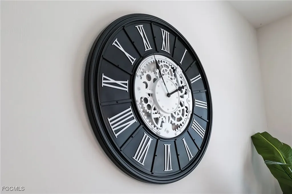 2016 NW 1st Avenue Cape Coral FL 33993