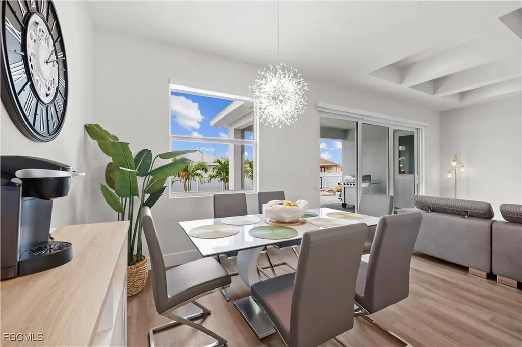 2016 NW 1st Avenue Cape Coral FL 33993