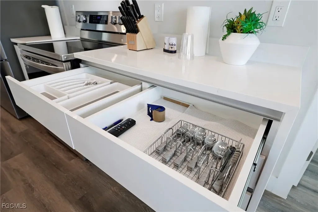 2016 NW 1st Avenue Cape Coral FL 33993