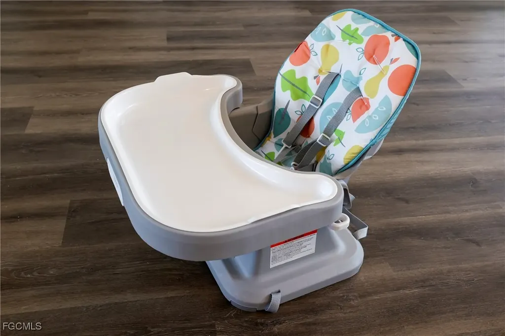 2016 NW 1st Avenue Cape Coral FL 33993