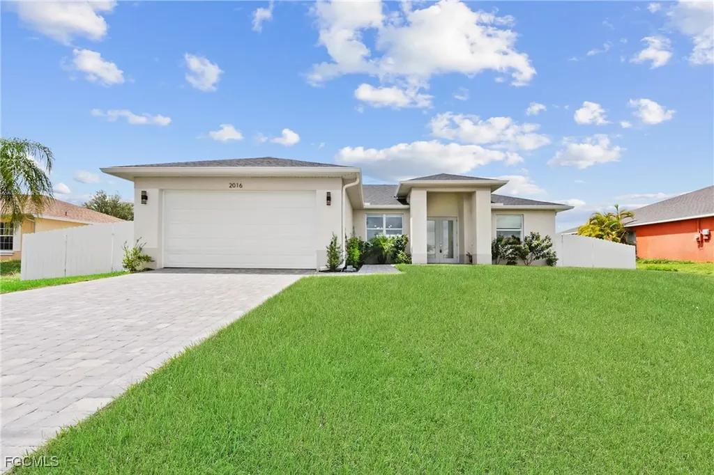 2016 NW 1st Avenue Cape Coral FL 33993