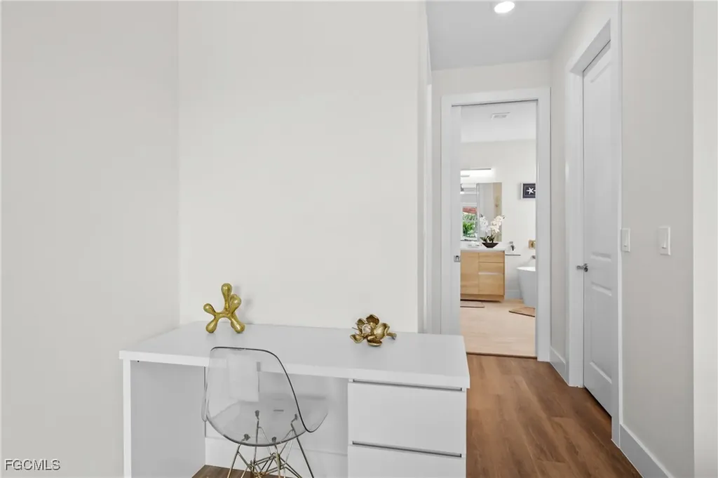 2016 NW 1st Avenue Cape Coral FL 33993