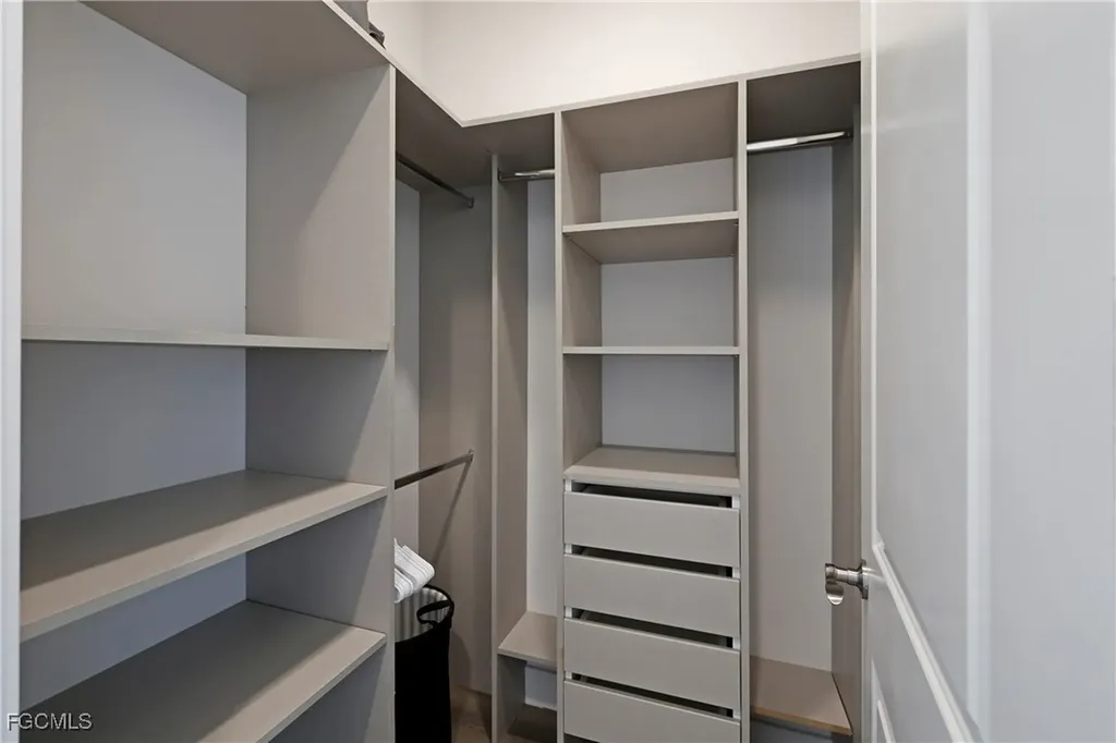 2016 NW 1st Avenue Cape Coral FL 33993