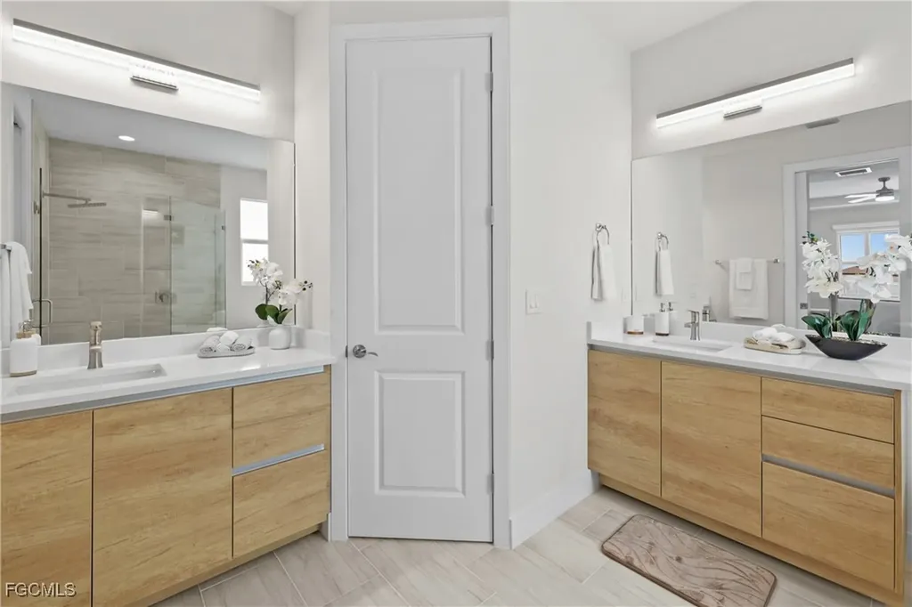 2016 NW 1st Avenue Cape Coral FL 33993