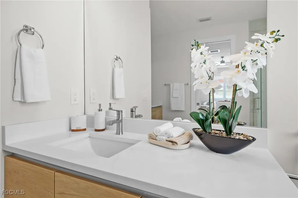 2016 NW 1st Avenue Cape Coral FL 33993