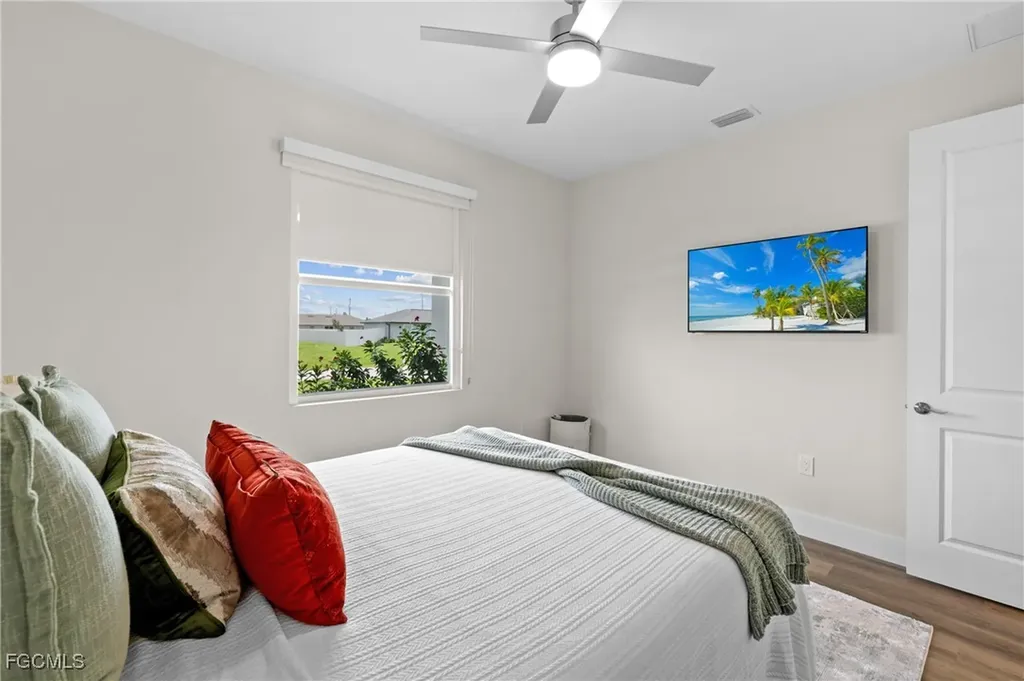 2016 NW 1st Avenue Cape Coral FL 33993