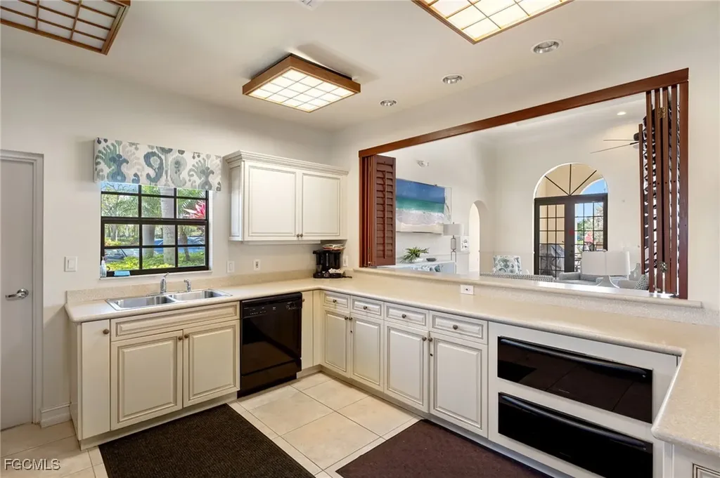 5781 Cape Harbour Drive Cape Coral FL 33914