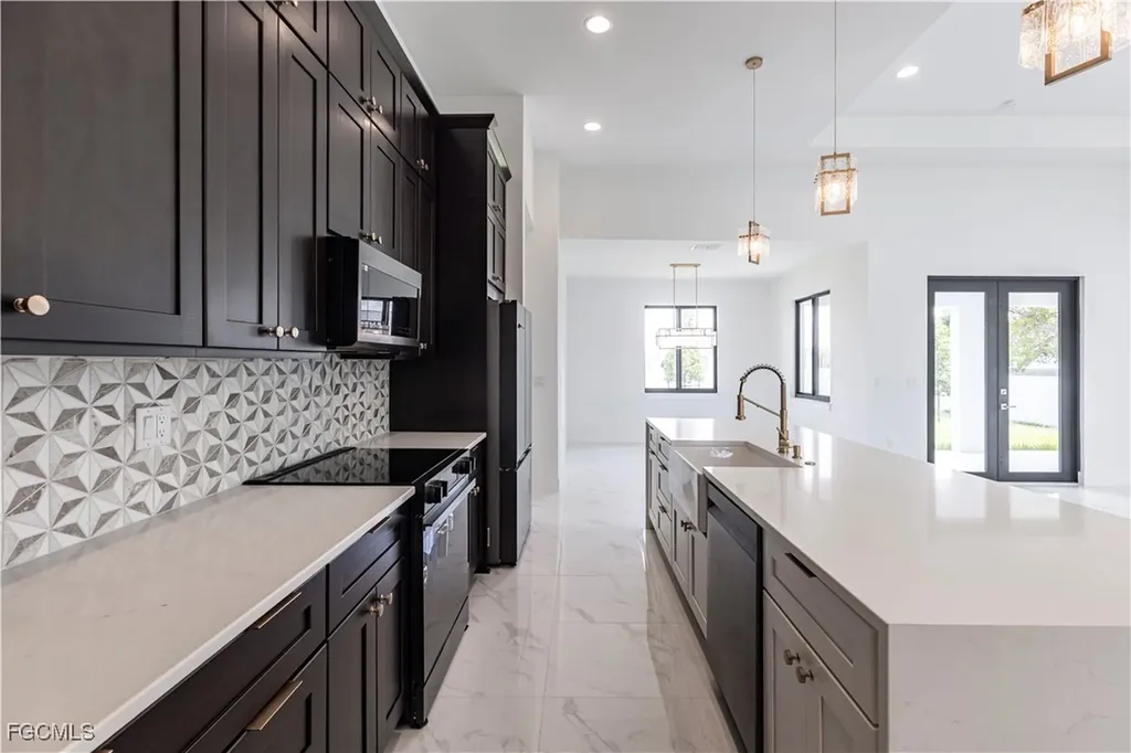 3031 NW 3rd Avenue Cape Coral FL 33993