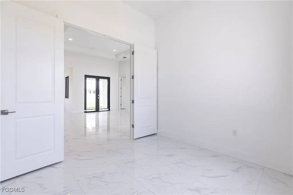 3031 NW 3rd Avenue Cape Coral FL 33993