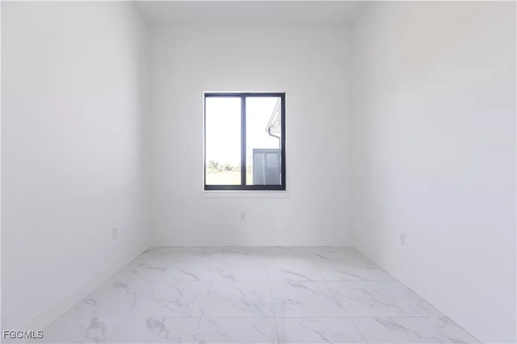 3031 NW 3rd Avenue Cape Coral FL 33993