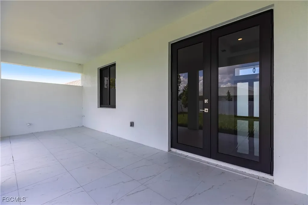 3031 NW 3rd Avenue Cape Coral FL 33993