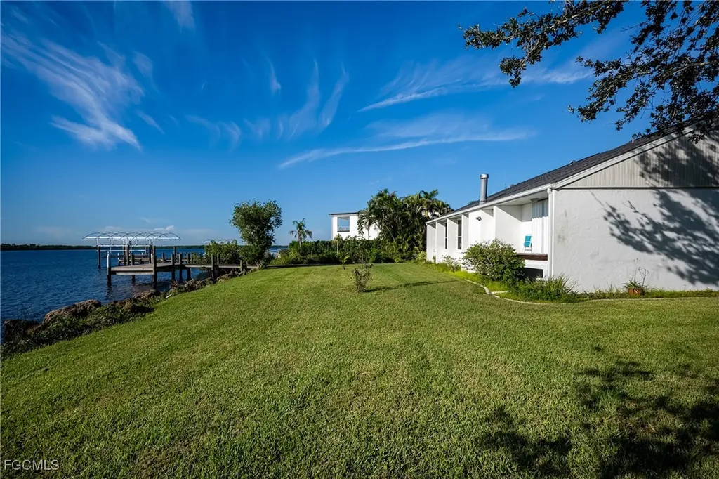 3000 Peace River Drive Punta Gorda FL 33983