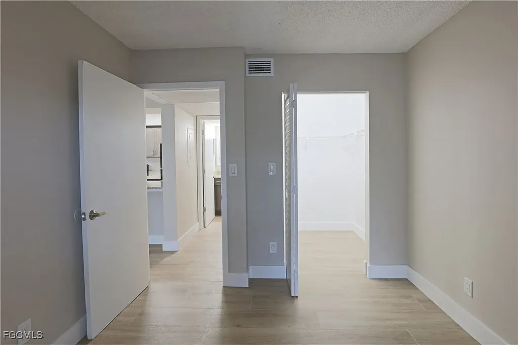 5329 Summerlin Road Fort Myers FL 33919